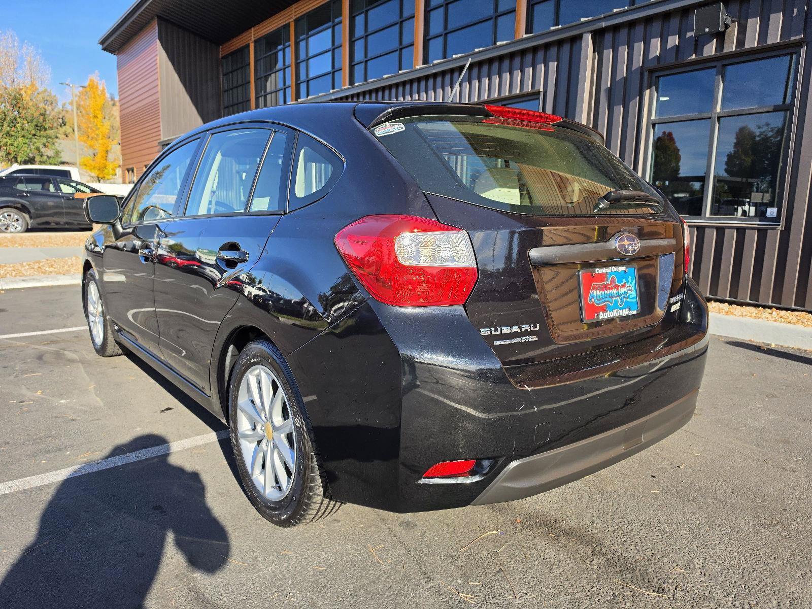 Used 2013 Subaru Impreza 2.0i Premium w/ All-Weather Pkg AWD/4WD image 3