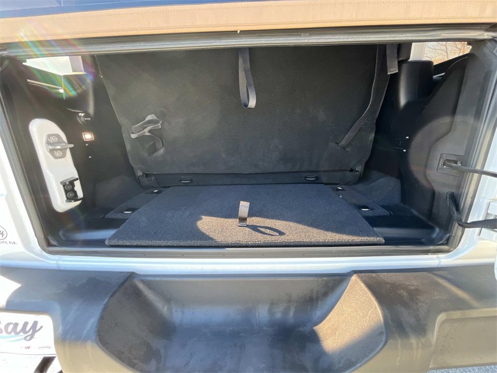 Used 2021 Jeep Wrangler Sport S image 12