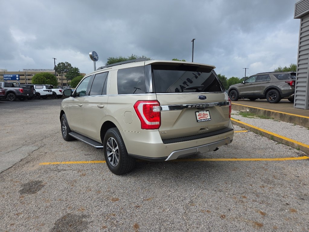Used 2018 Ford Expedition XLT w/ Equipment Group 202A RWD image 7
