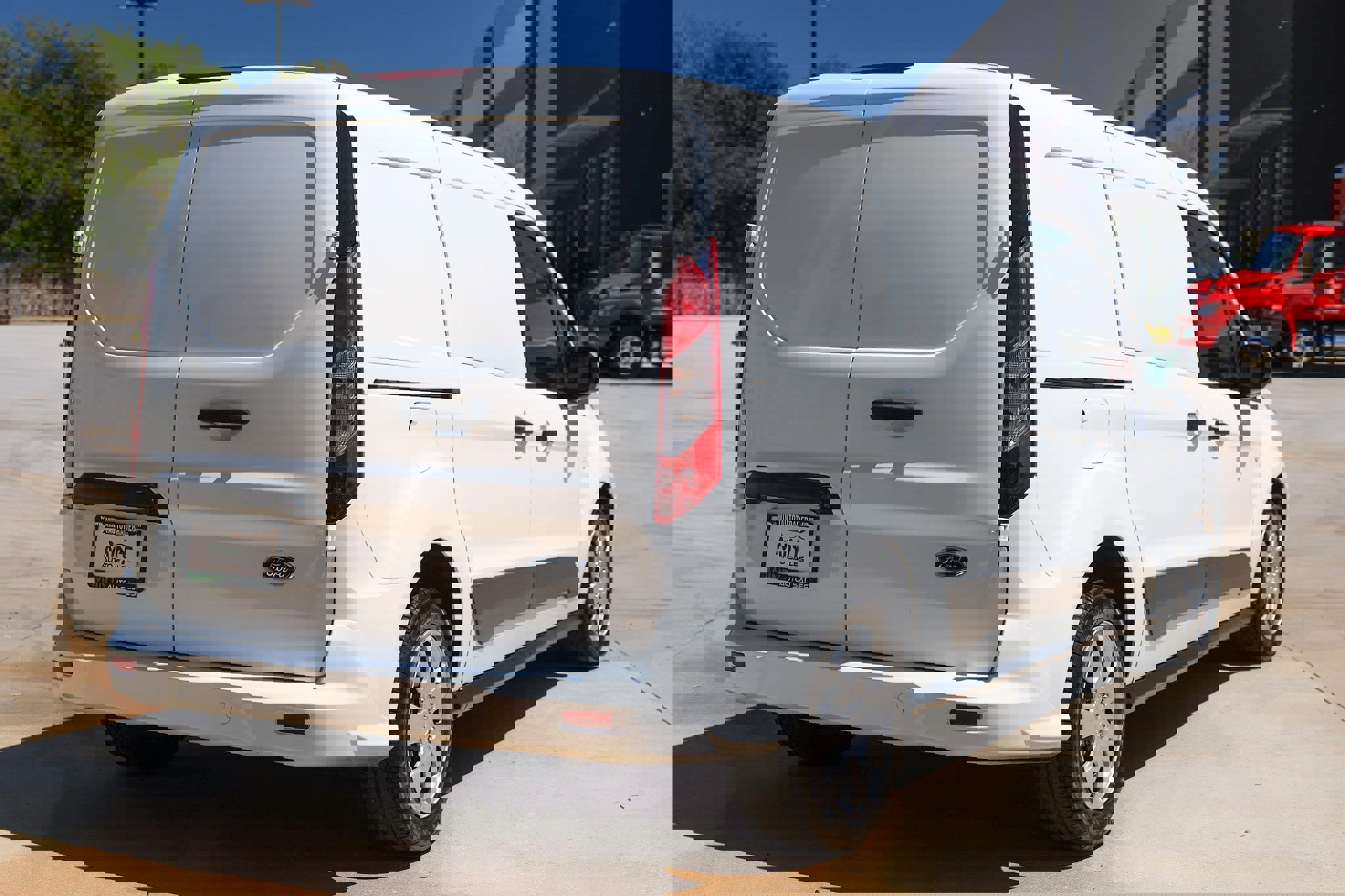 Used 2021 Ford Transit Connect XL image 17