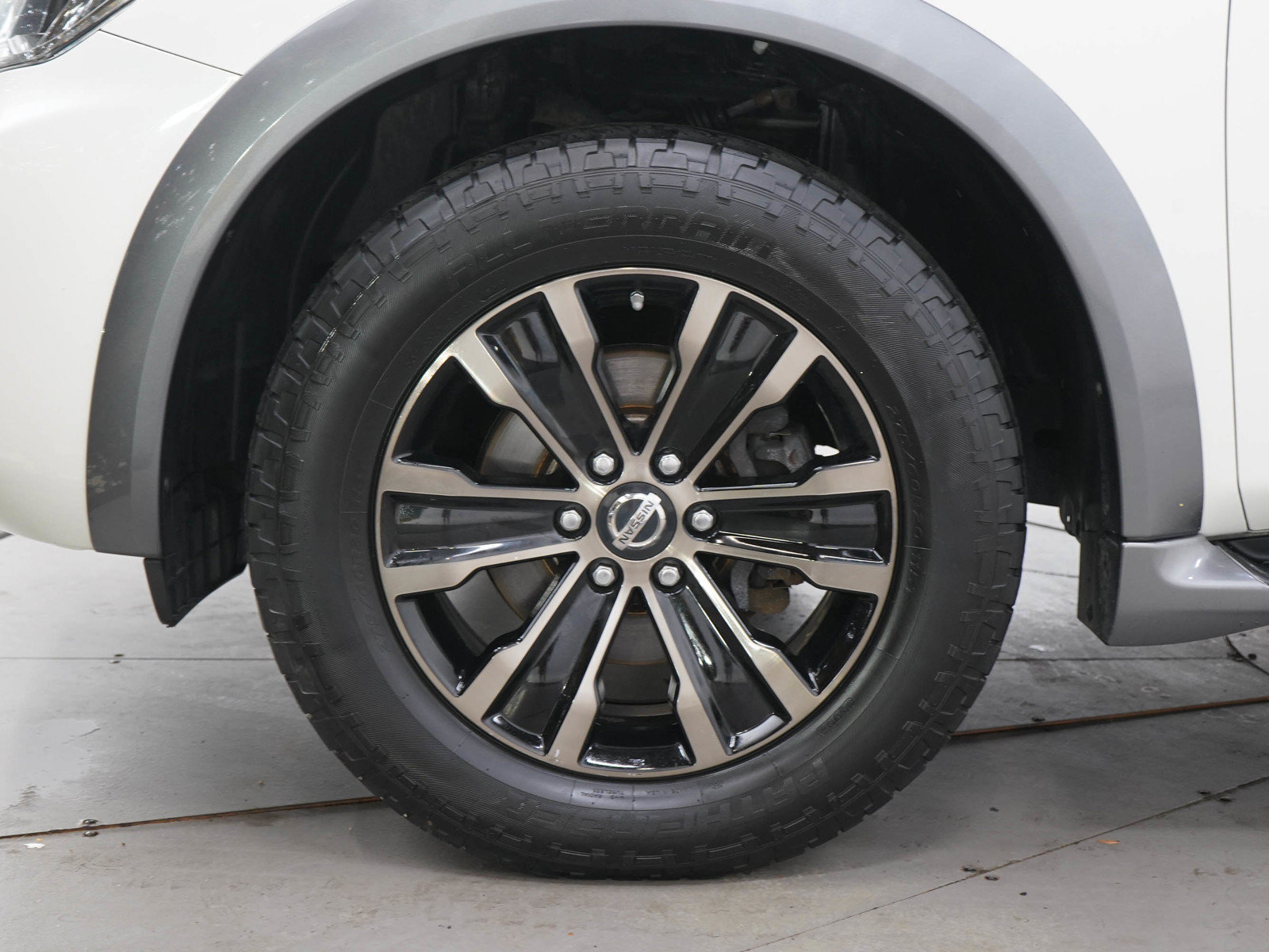 Used 2017 Nissan Armada Platinum AWD/4WD image 29