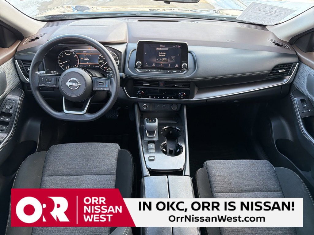 Used 2023 Nissan Rogue SV image 18