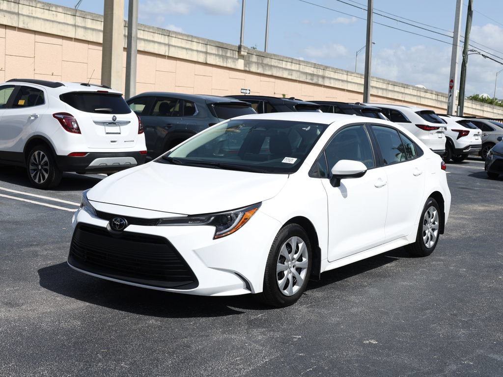 Used 2025 Toyota Corolla LE