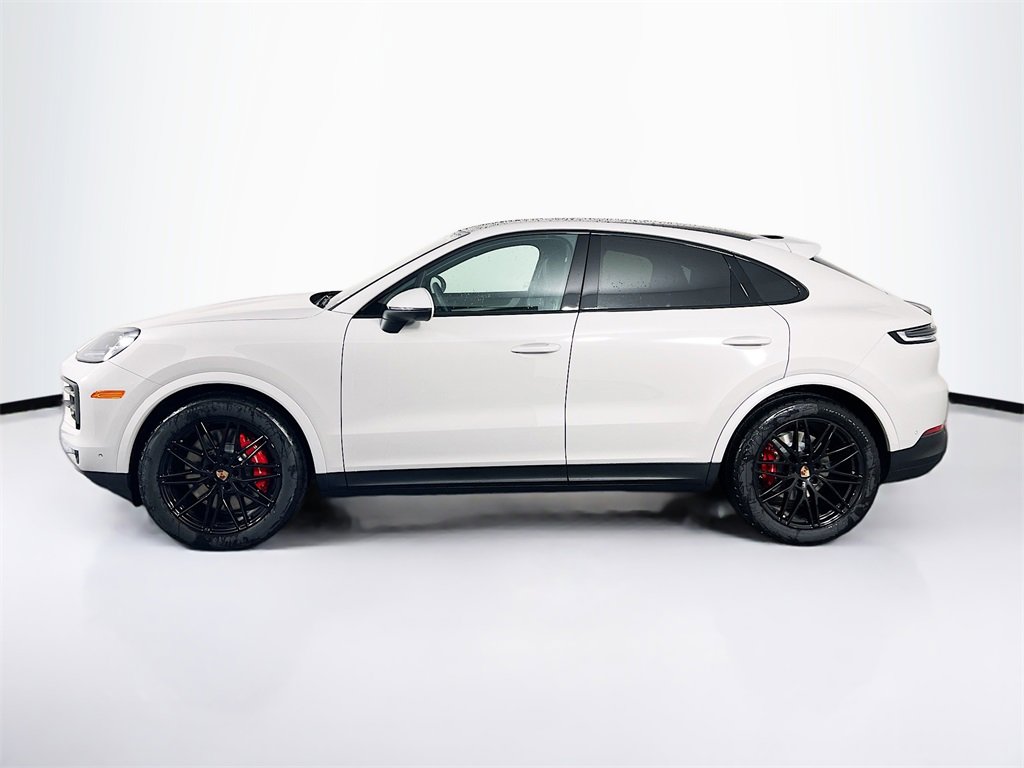 New 2026 Porsche Cayenne S image 2