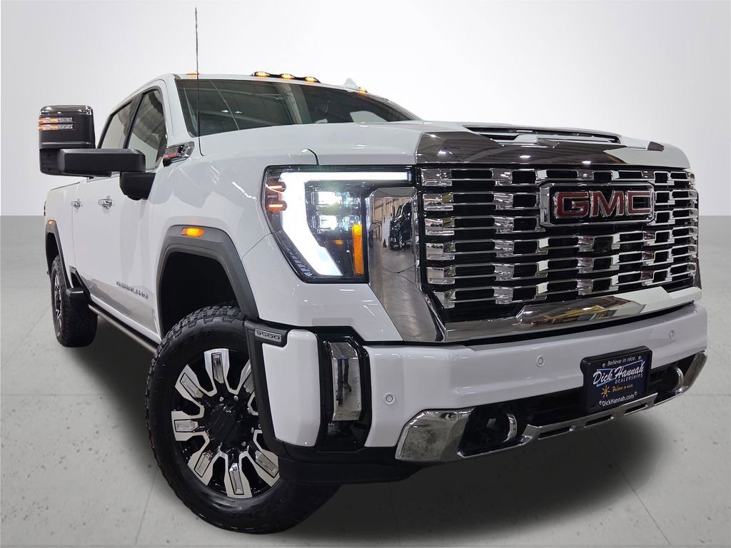 Used 2025 GMC Sierra 3500 Denali w/ Denali Reserve Package image 21