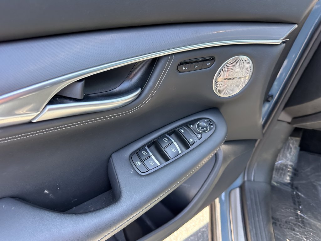 Used 2025 INFINITI QX55 Essential AWD/4WD image 23