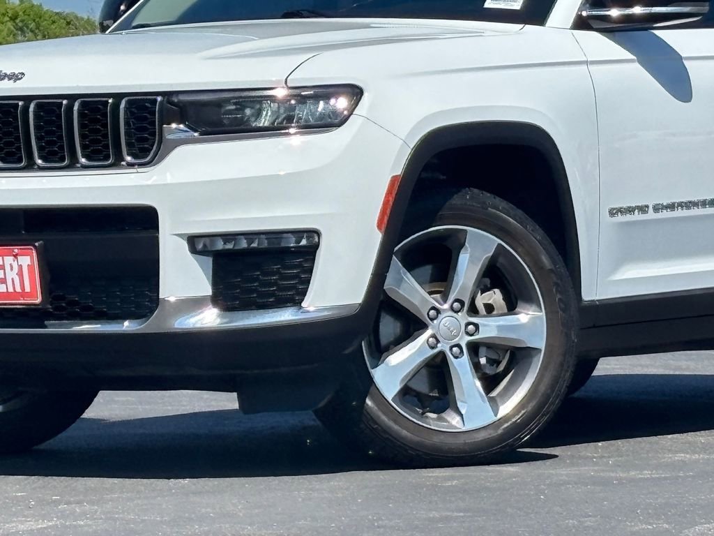 Used 2022 Jeep Grand Cherokee L Limited image 2
