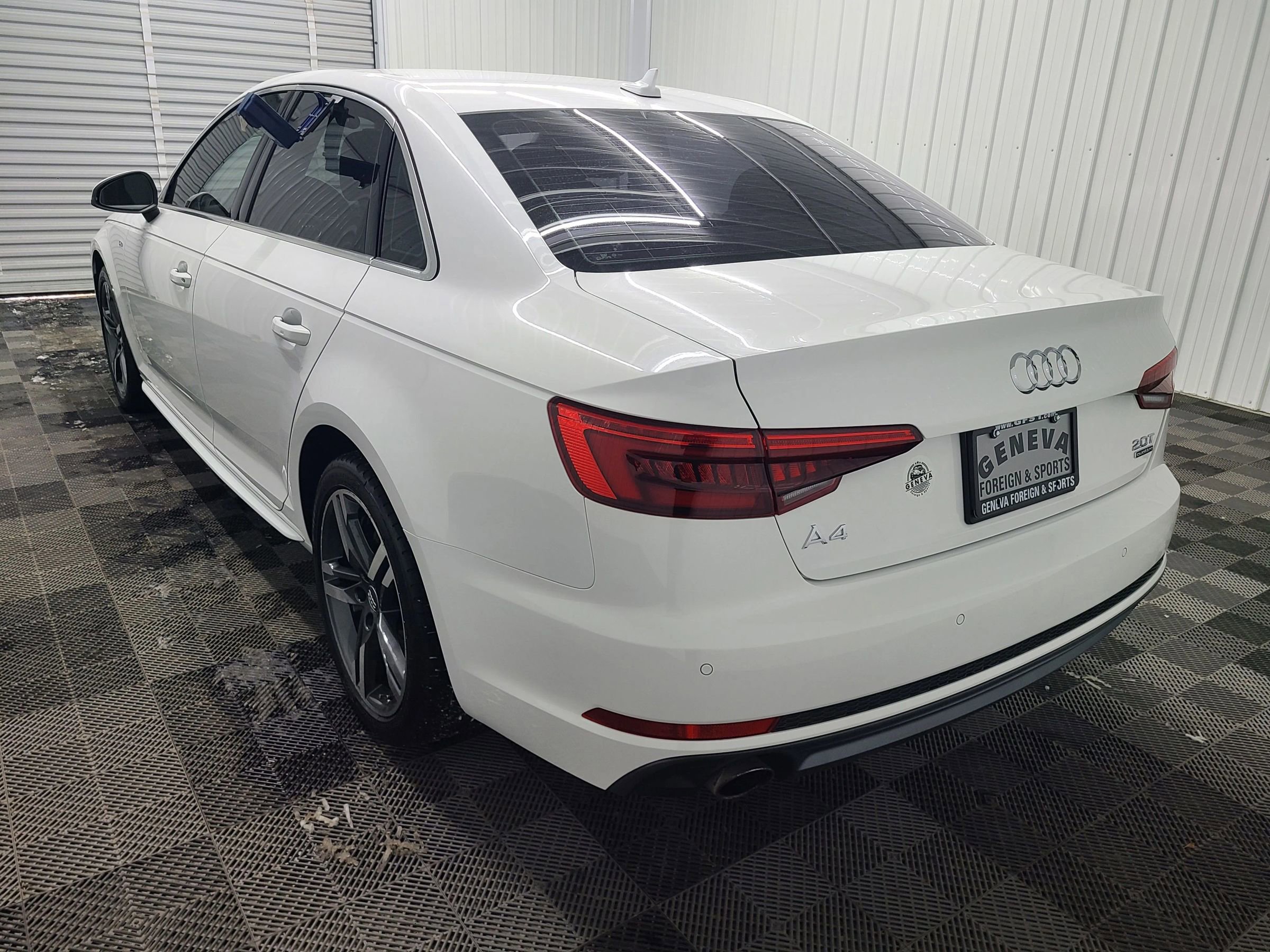 Used 2017 Audi A4 2.0T Premium Plus w/ Premium Plus Package image 9