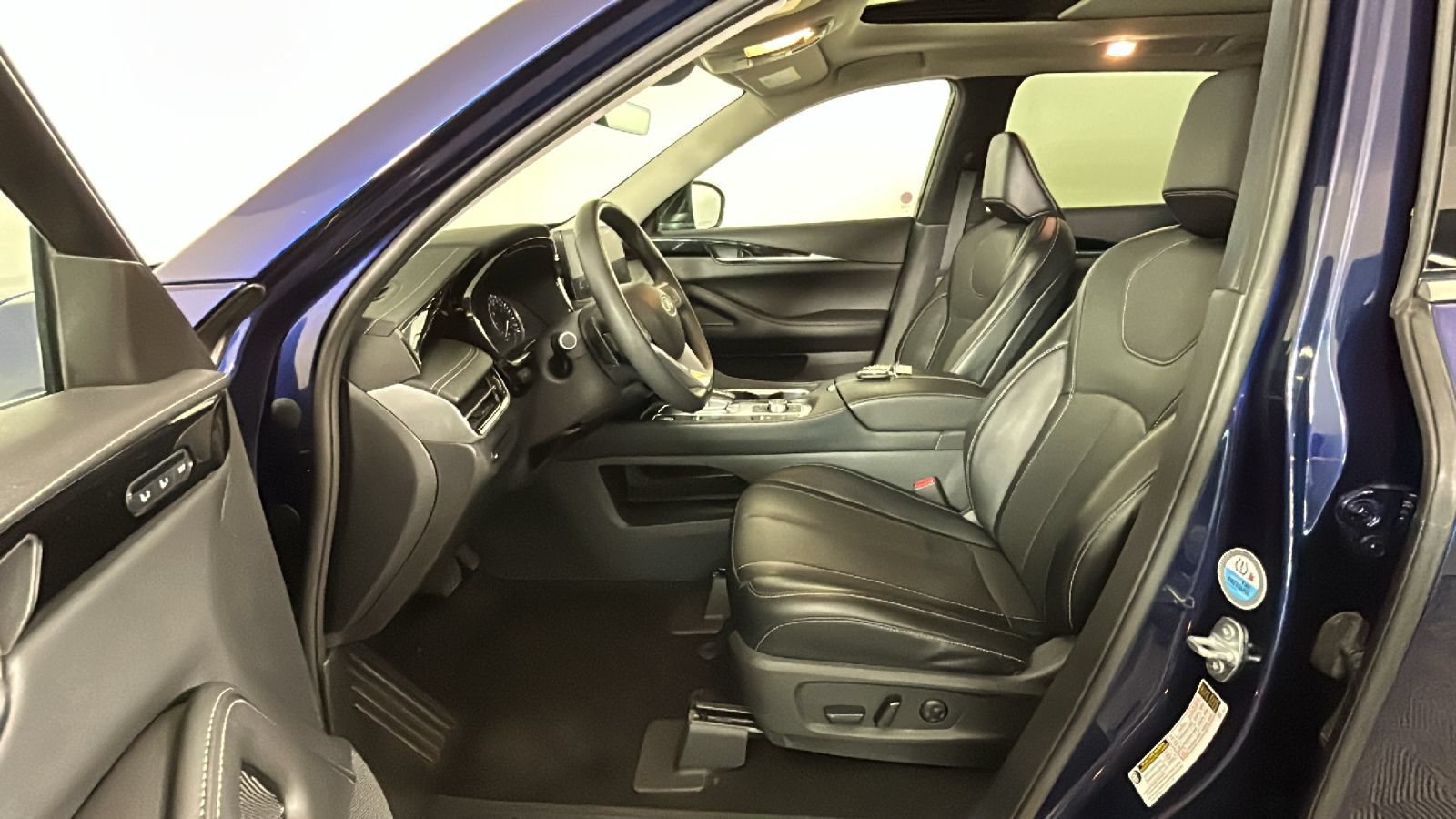Used 2023 INFINITI QX60 Pure AWD/4WD image 11