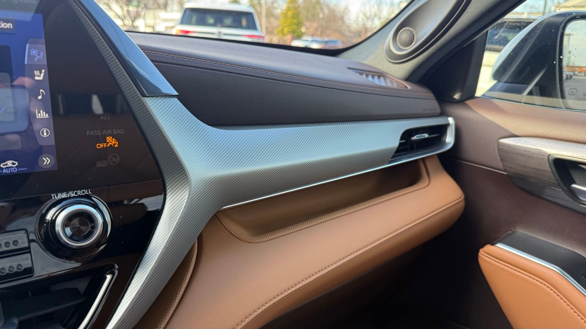 Used 2022 Toyota Highlander Platinum image 45