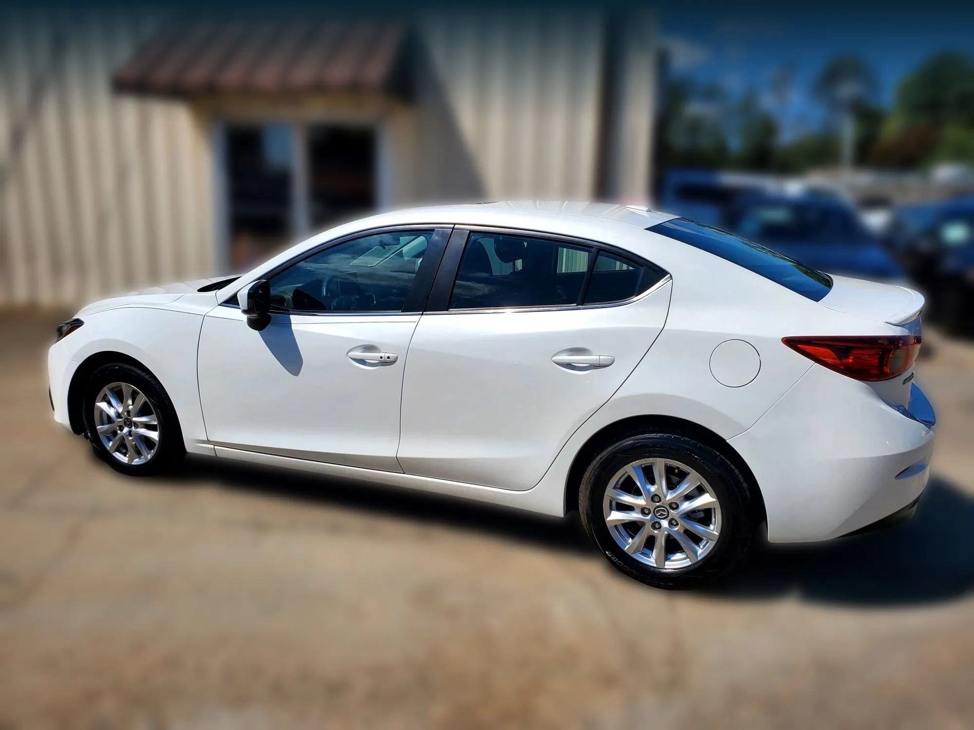 Used 2015 MAZDA MAZDA3 i Grand Touring FWD image 8