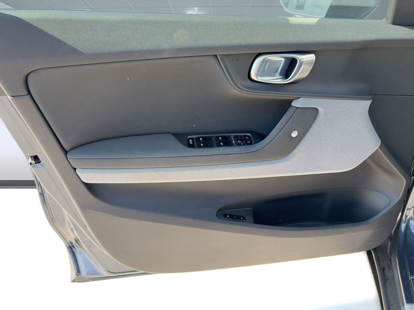 Used 2023 Polestar Polestar 2 w/ Pilot Pack image 13