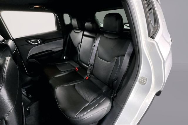 Used 2024 Jeep Compass Latitude image 22