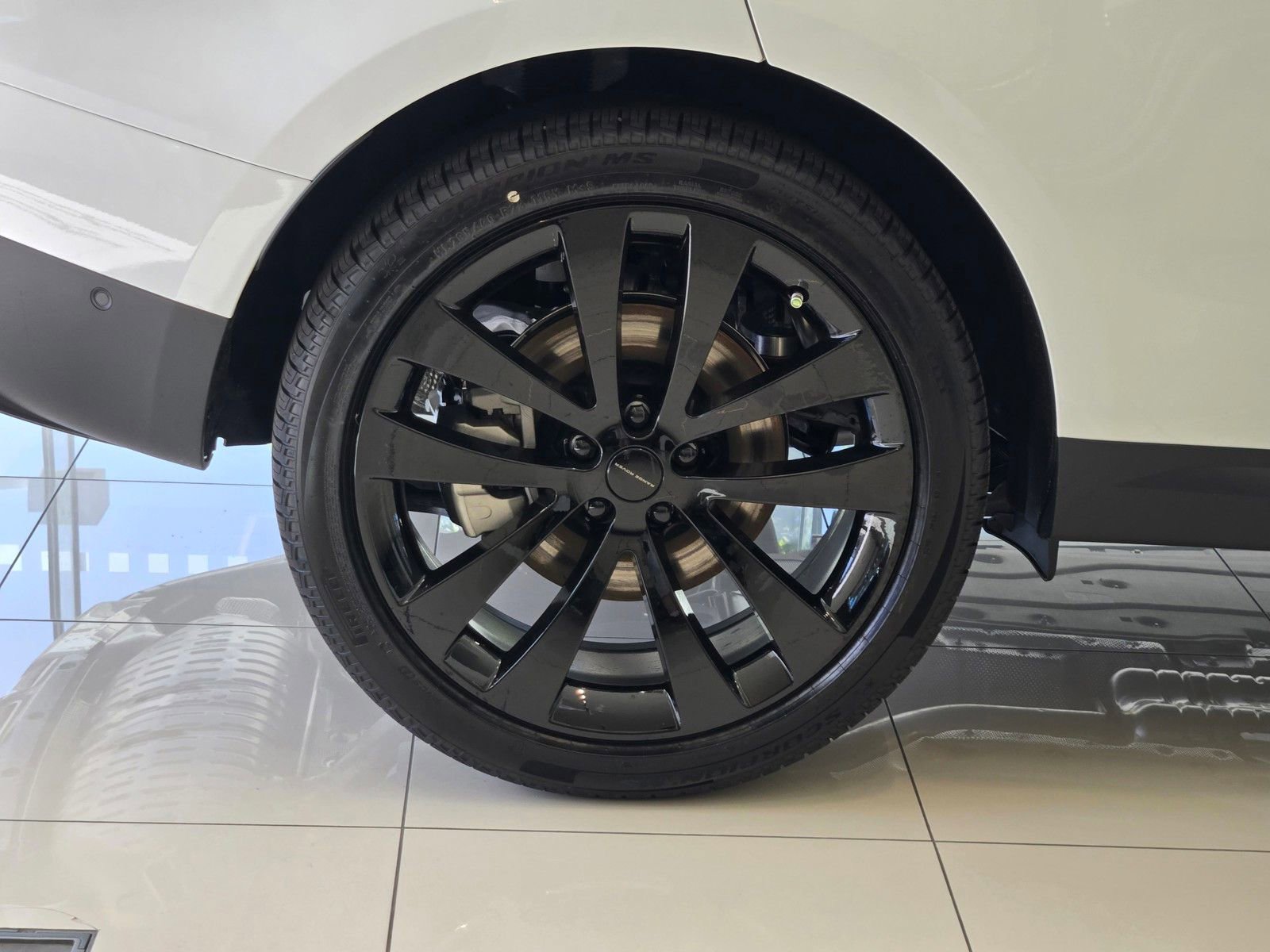 New 2026 Land Rover Range Rover Sport SE AWD/4WD image 7