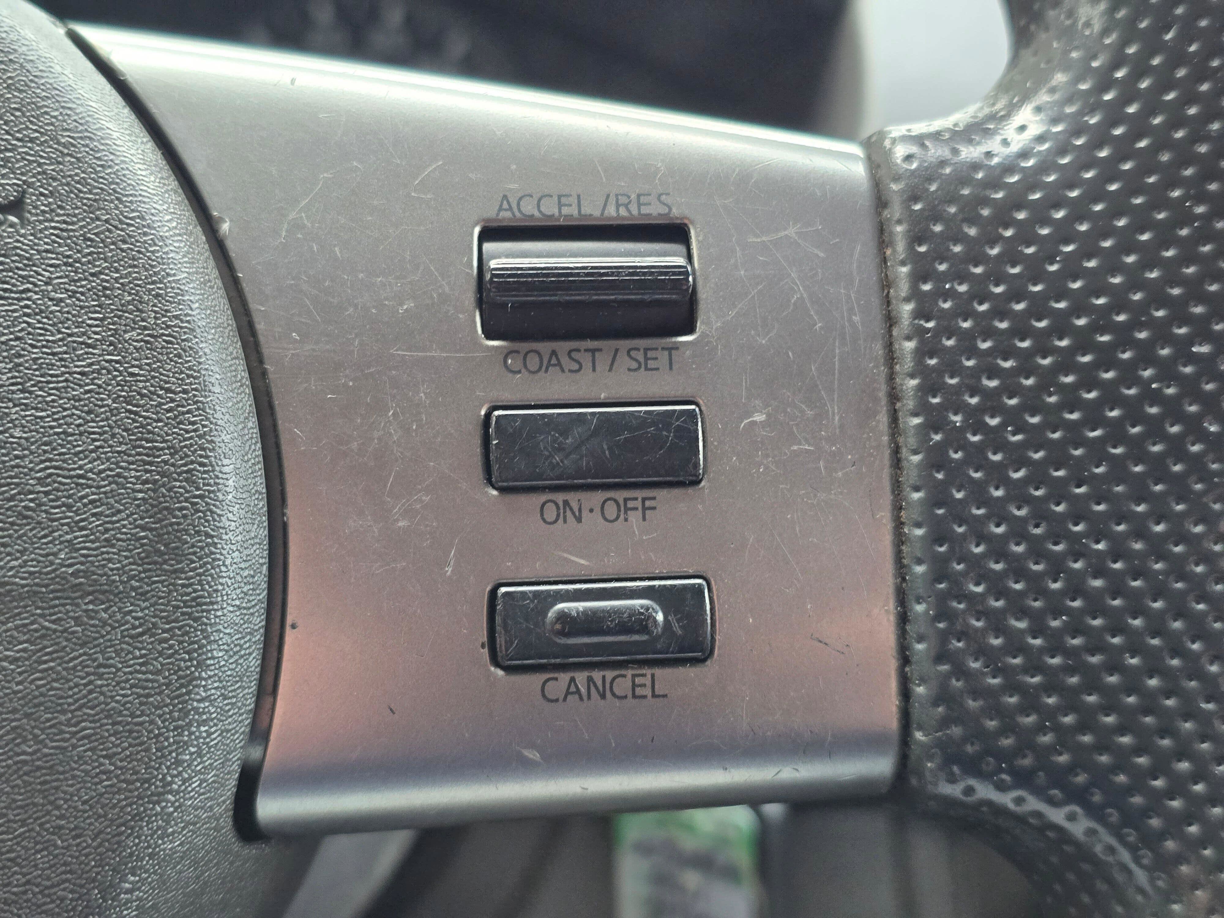 Used 2011 Nissan Frontier SV image 30