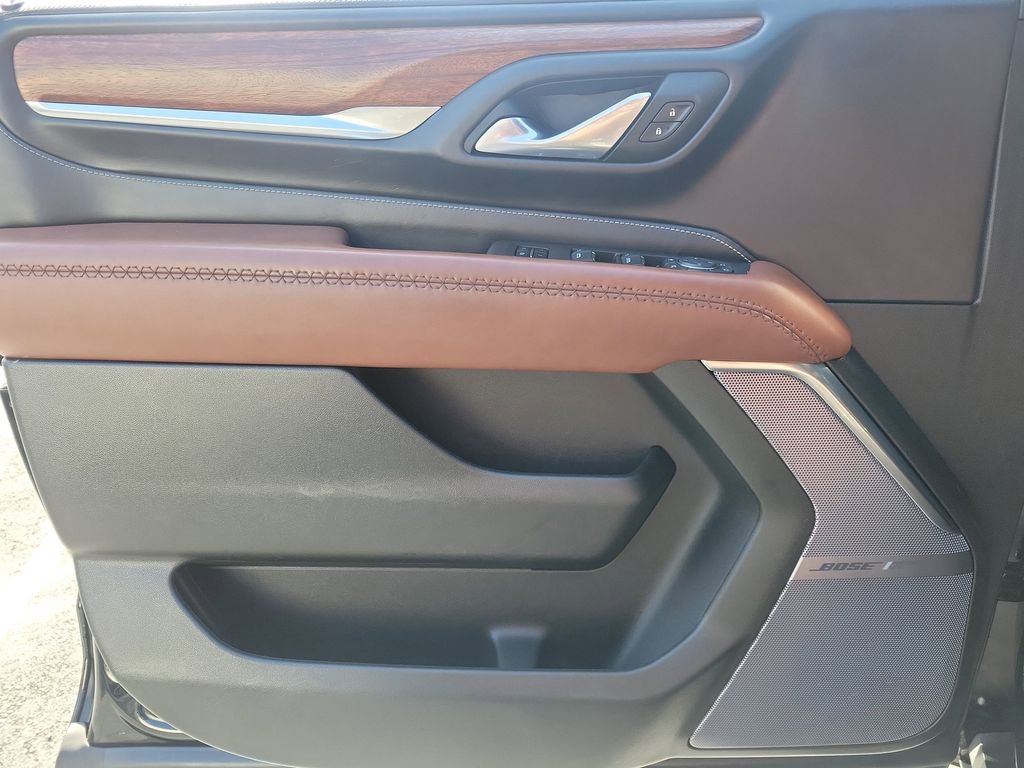 Used 2023 GMC Yukon Denali Ultimate image 21