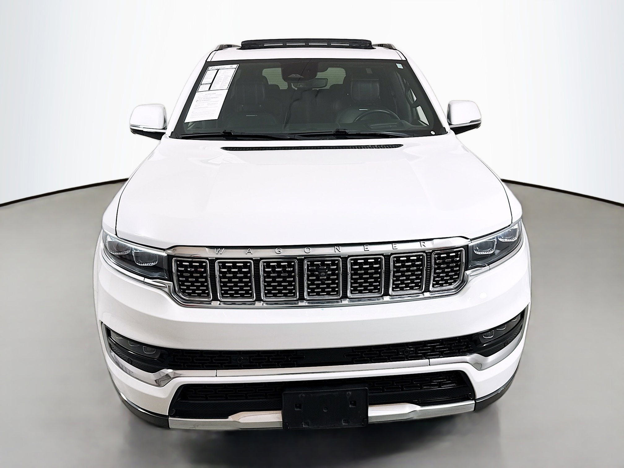 Used 2022 Jeep Grand Wagoneer Series I image 2