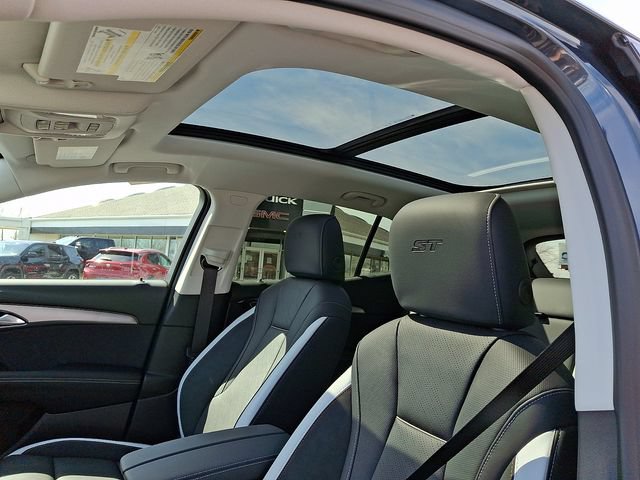 New 2026 Buick Envision Sport Touring AWD/4WD image 14