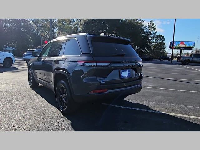 New 2026 Jeep Grand Cherokee Altitude image 29
