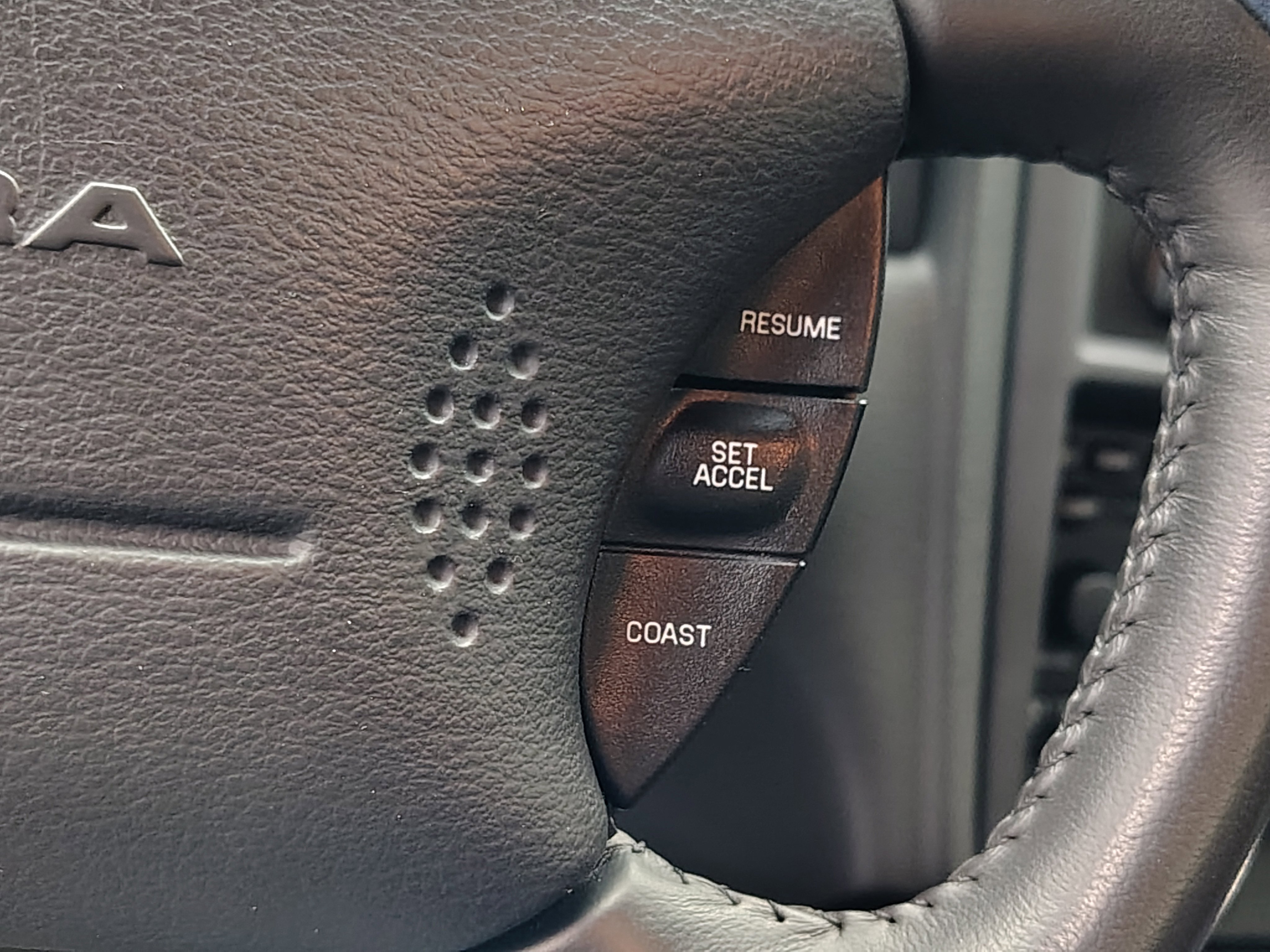 Used 2004 Ford Mustang Cobra RWD image 67