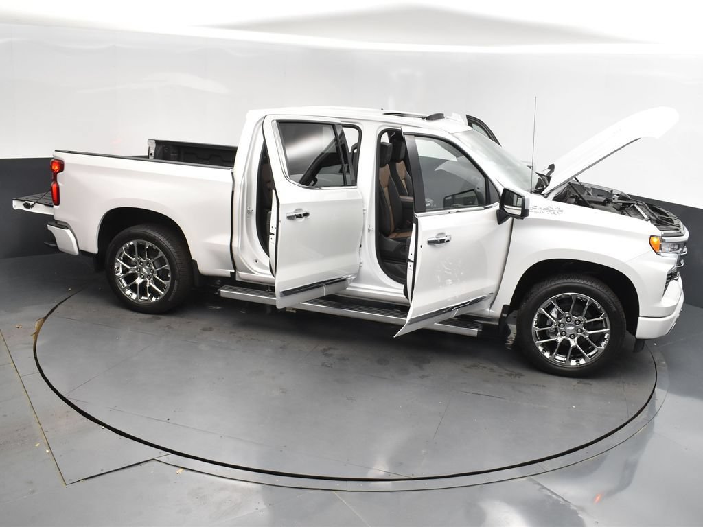 New 2025 Chevrolet Silverado 1500 High Country AWD/4WD image 54