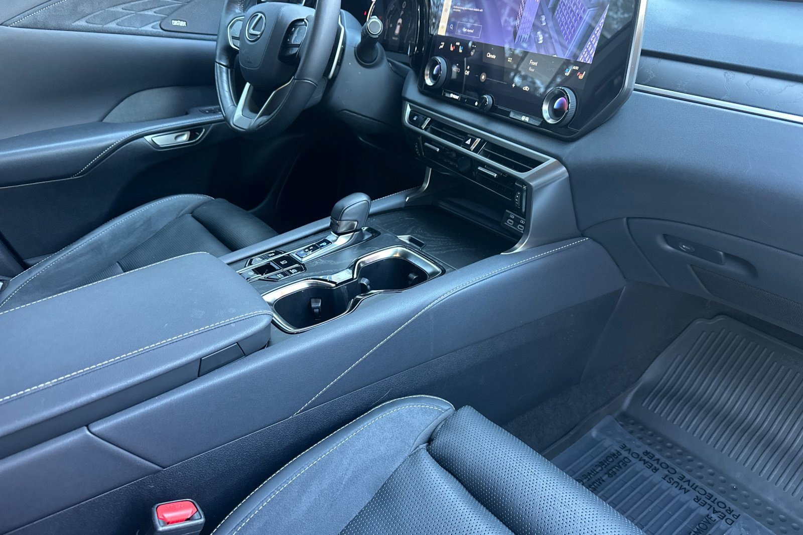 Certified 2024 Lexus RX 450h AWD w/ Luxury Package image 20