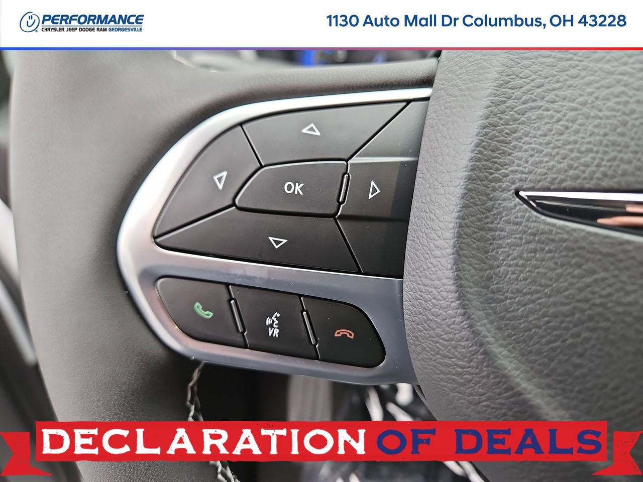 New 2026 Chrysler Pacifica Select image 32