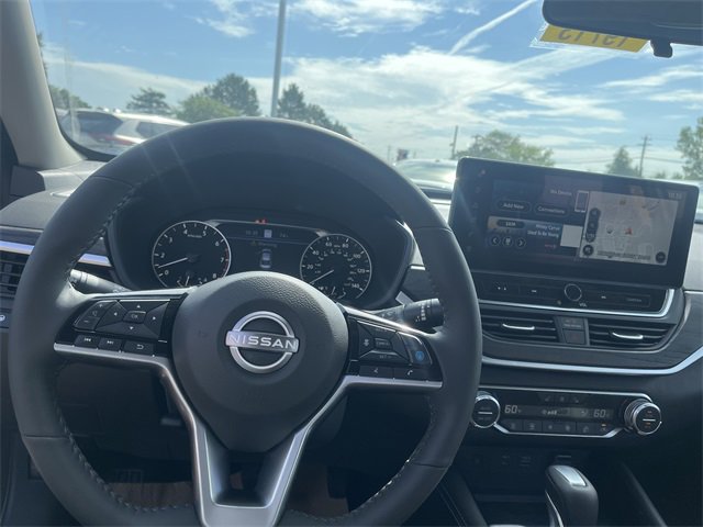 New 2025 Nissan Altima 2.5 SL image 15