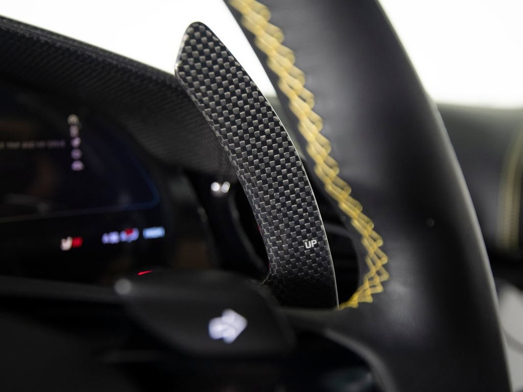 Used 2025 Ferrari Purosangue AWD/4WD image 18