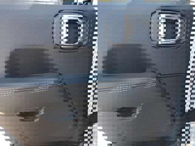 New 2026 Jeep Wrangler Unlimited Sahara image 14