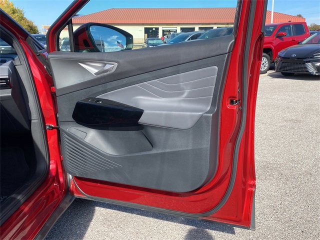 Used 2023 Volkswagen ID.4 Pro S image 10