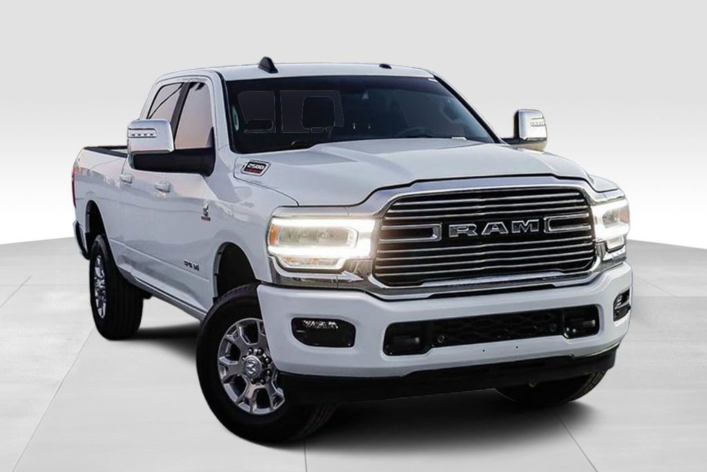 Used 2024 RAM 2500 Laramie AWD/4WD image 2