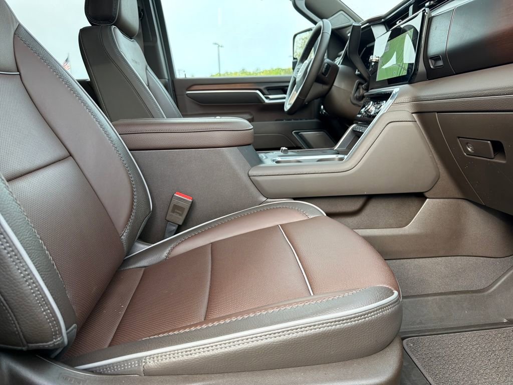 Used 2025 GMC Sierra 2500 Denali w/ Denali Reserve Package image 40