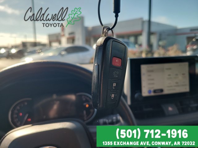 Used 2024 Toyota RAV4 XLE image 32