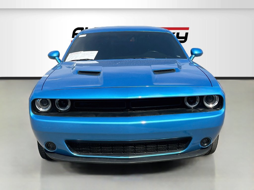 Used 2023 Dodge Challenger SXT w/ Blacktop Package RWD image 2