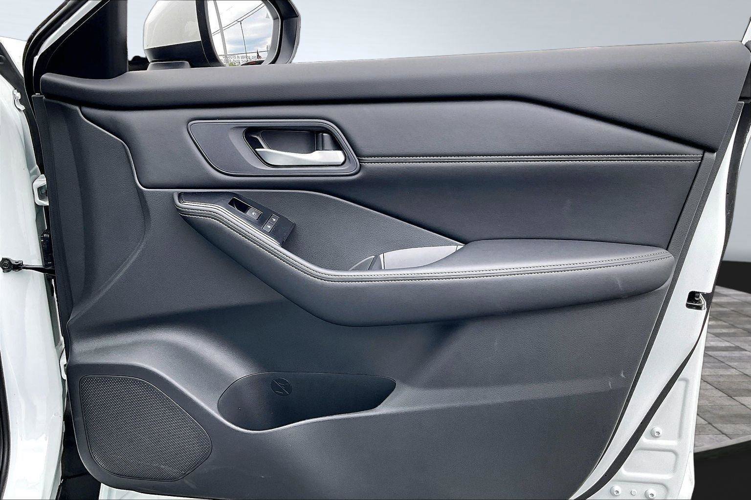 Certified 2024 Nissan Rogue SV w/ SV Premium Package FWD image 25