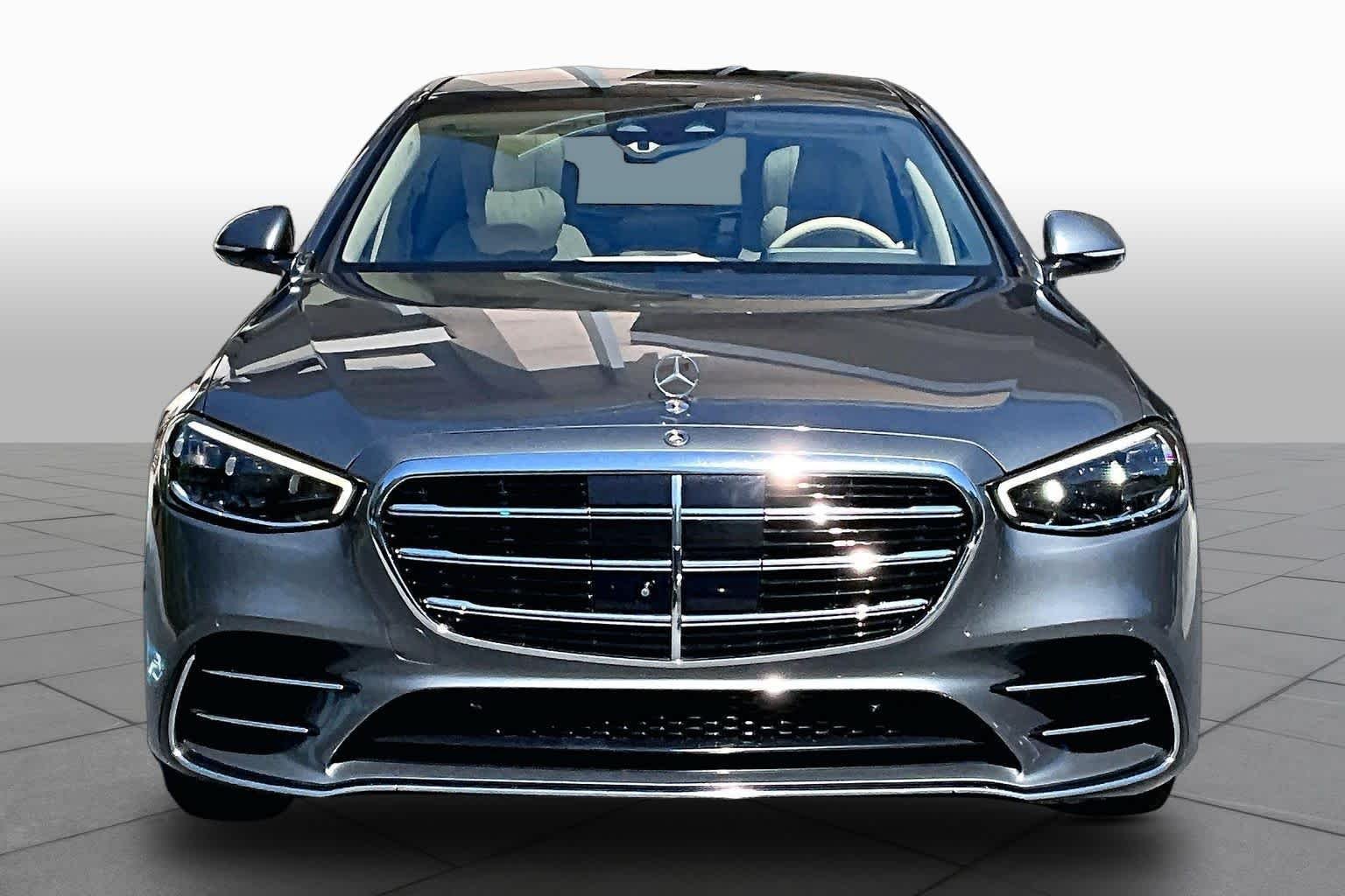 Used 2021 Mercedes-Benz S 580 4MATIC Sedan image 4