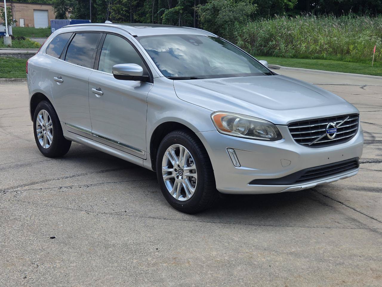 Used 2015 Volvo XC60 T5 AWD/4WD image 7