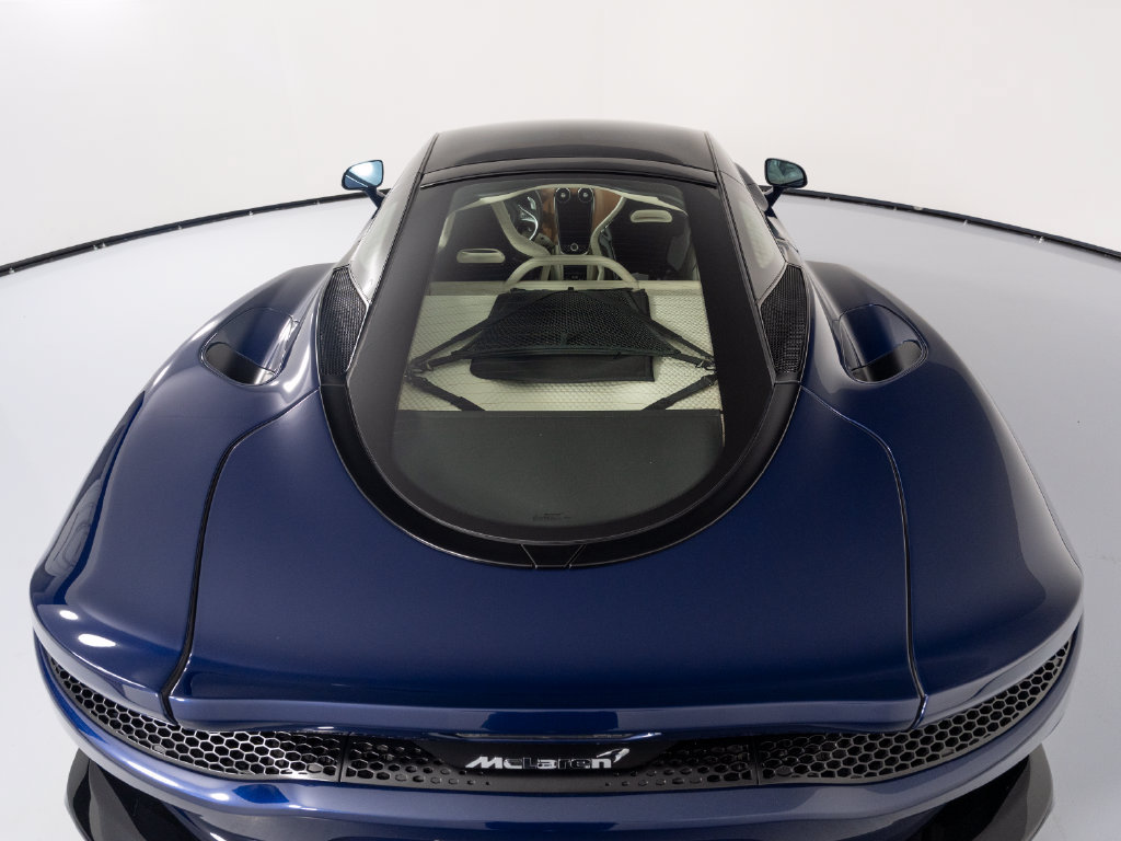 Used 2020 McLaren GT RWD image 45