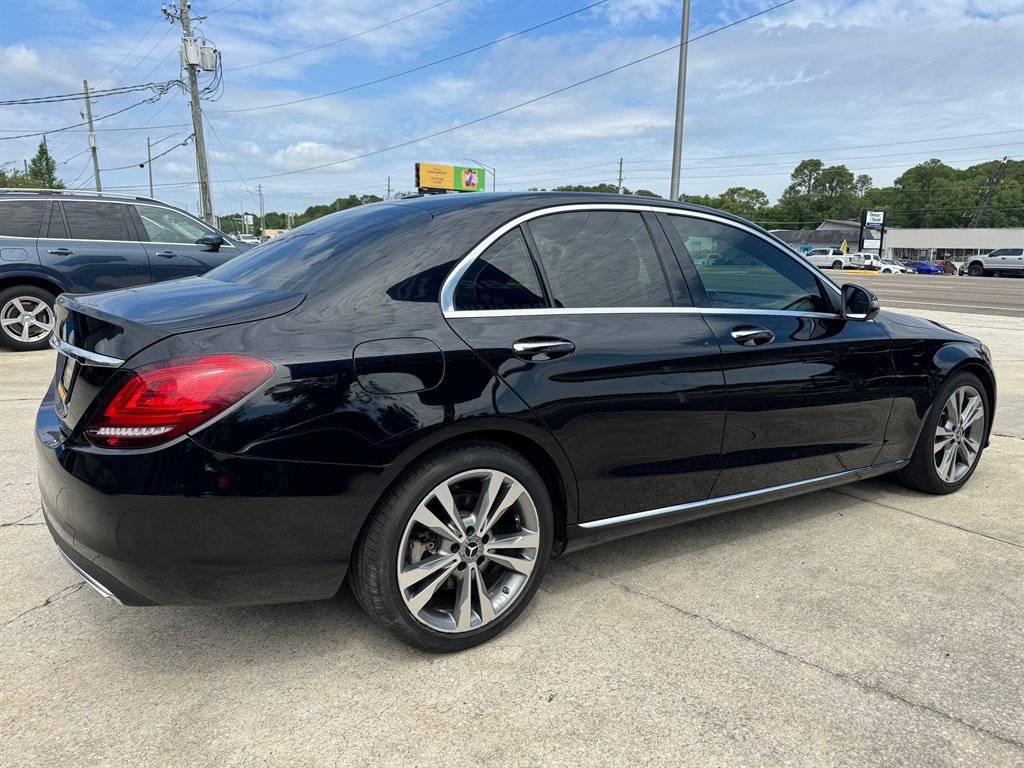 Used 2019 Mercedes-Benz C 300 Sedan image 5