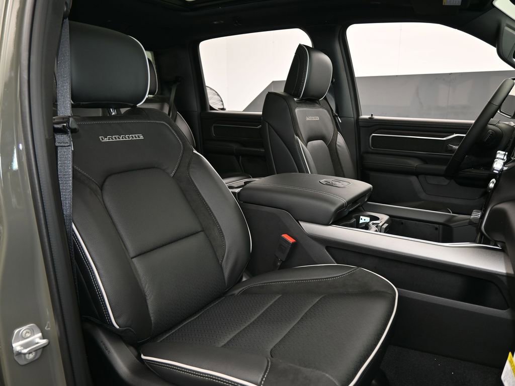 New 2026 RAM 1500 Laramie w/ Night Edition image 40