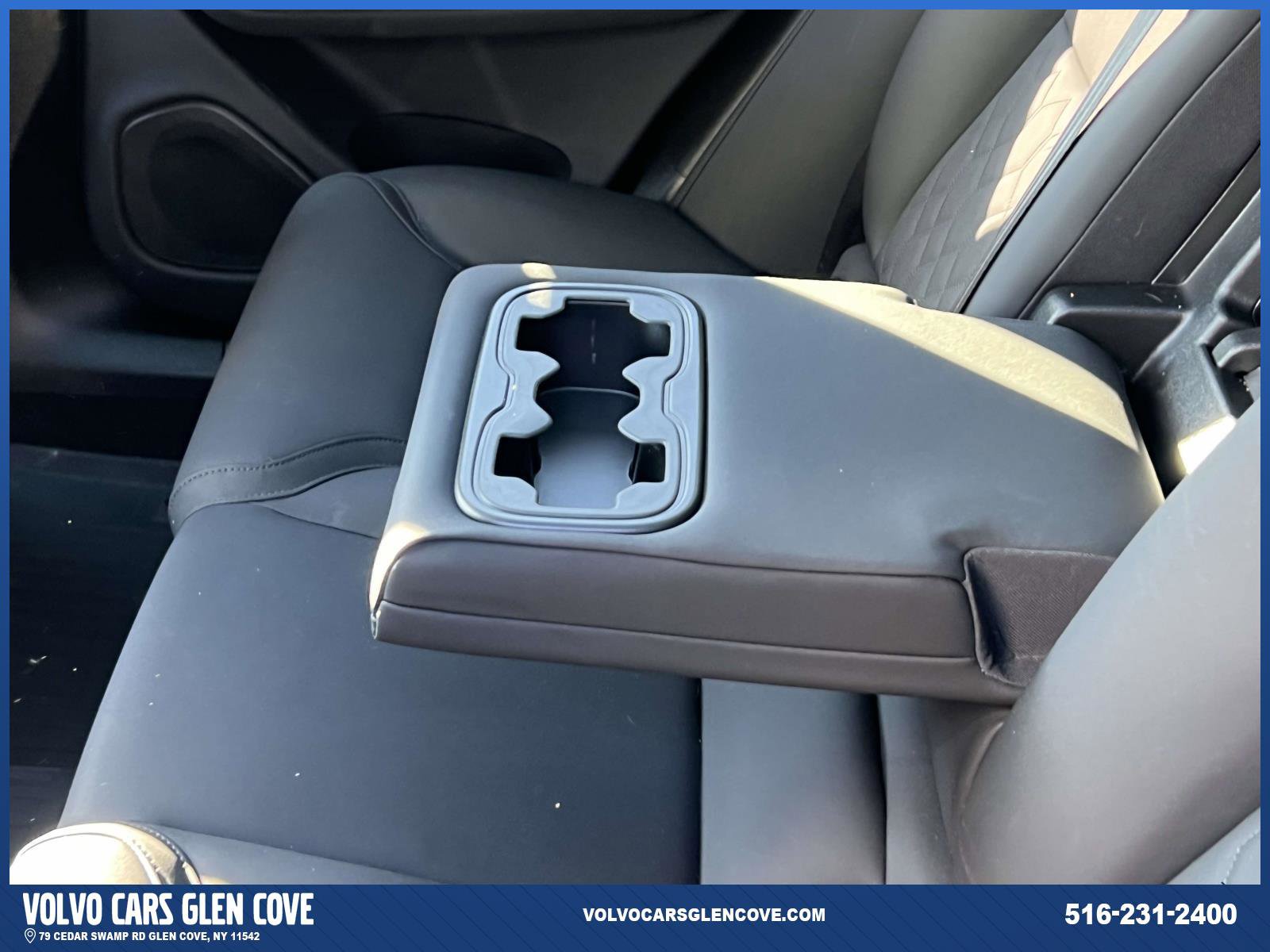 Used 2026 Volvo XC60 B5 Plus w/ Protection Package Premier image 10