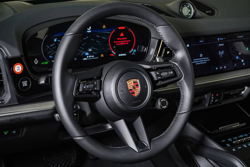New 2026 Porsche Cayenne AWD/4WD image 18