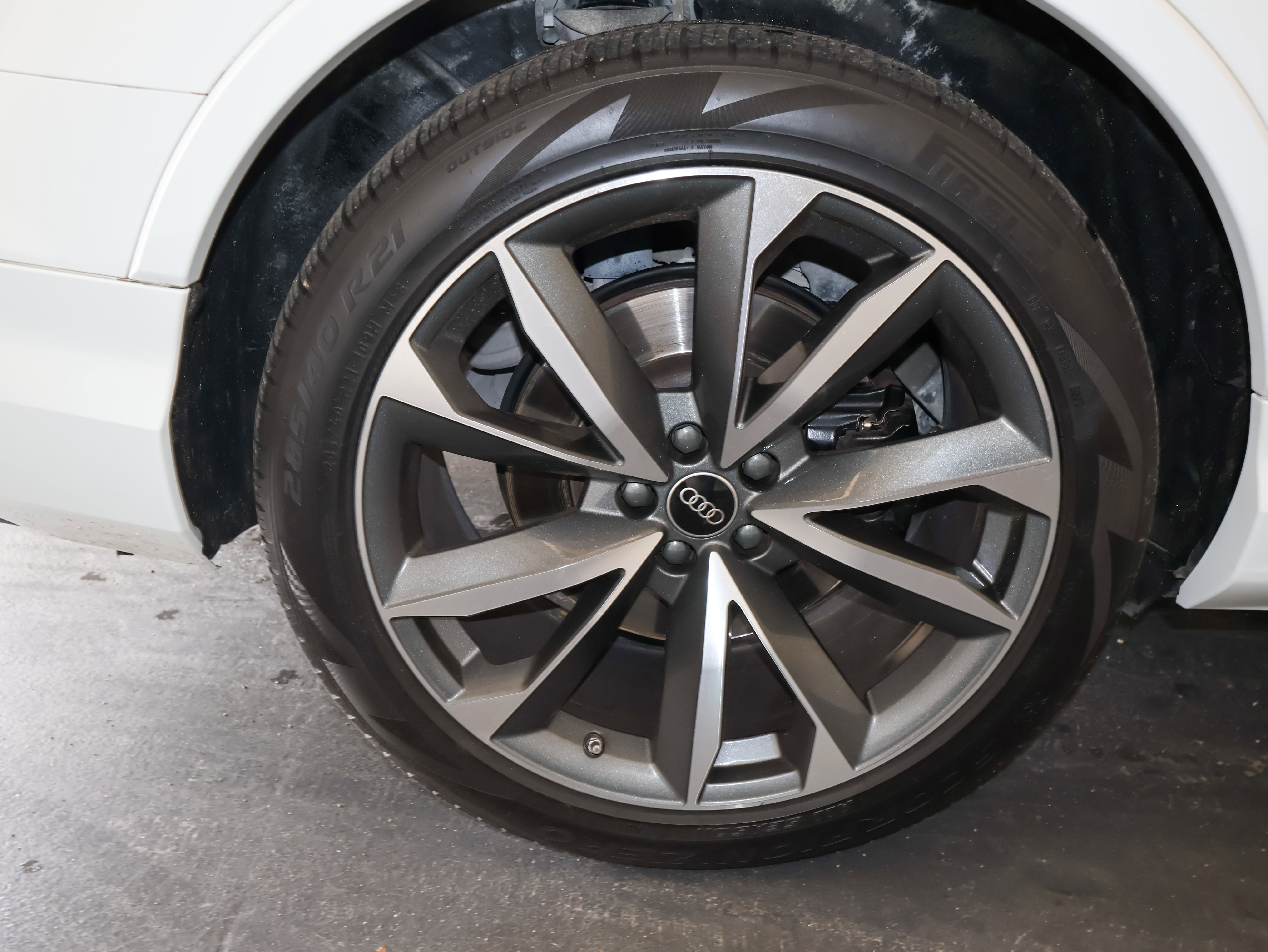 Used 2022 Audi SQ7 Premium Plus AWD/4WD image 45