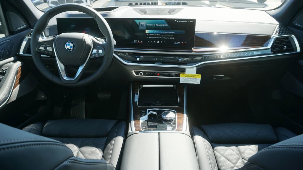 New 2026 BMW X5 xDrive50e image 12