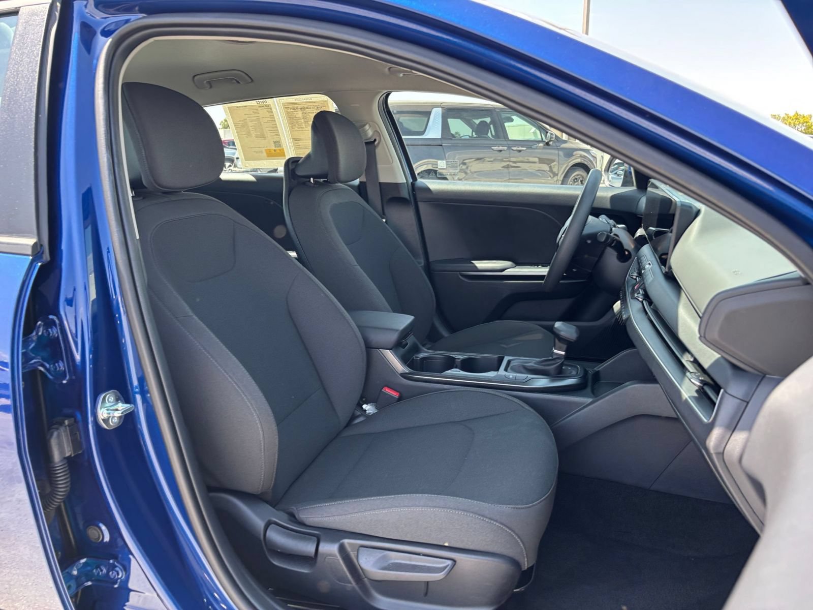 Used 2026 Kia K4 FWD image 34