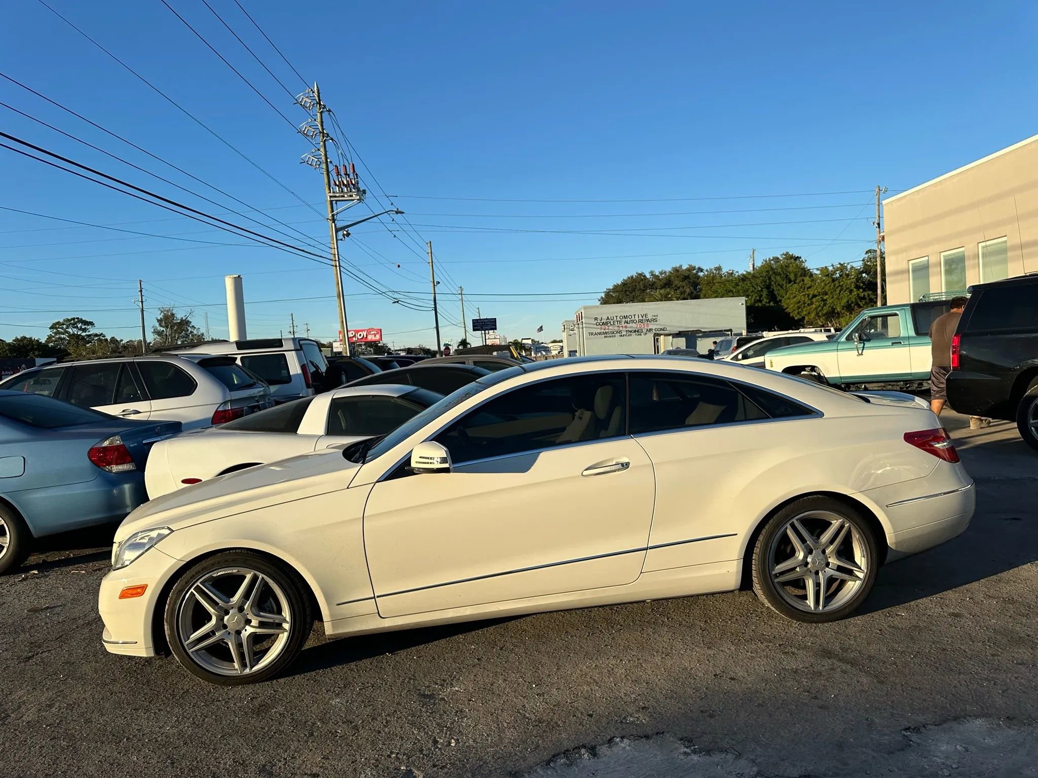 Used 2011 Mercedes-Benz E 350 Coupe image 2