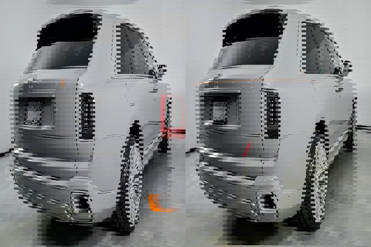 Used 2025 Rolls-Royce Cullinan image 12