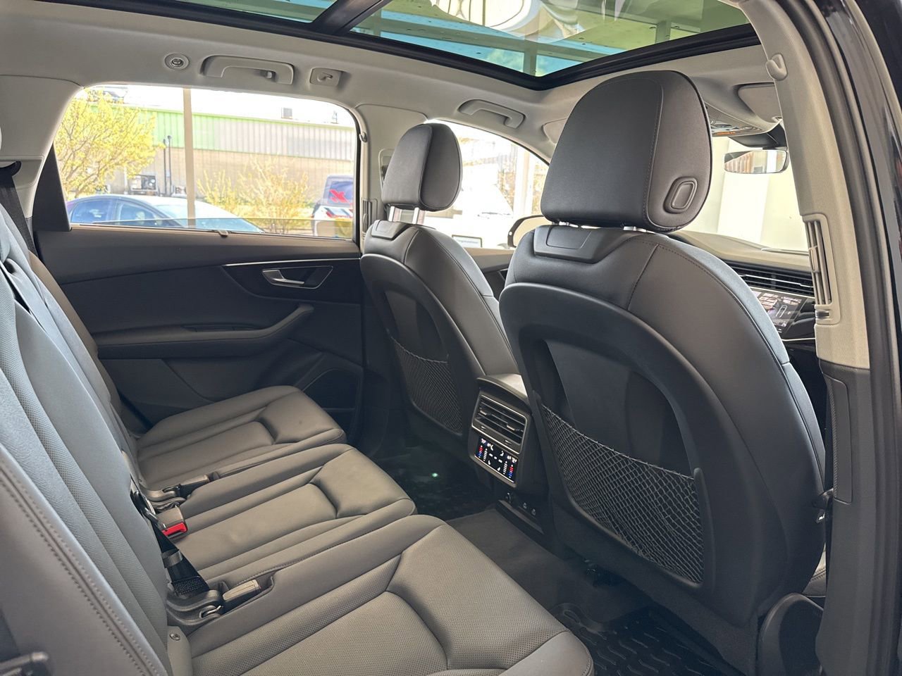 Used 2022 Audi Q7 3.0T Prestige image 47