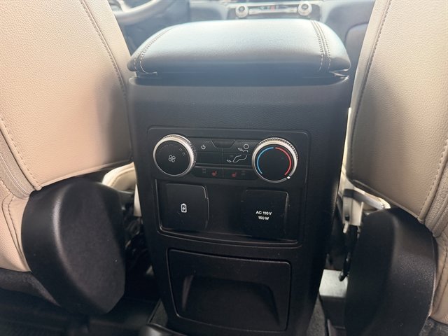 Used 2023 Ford Explorer Limited w/ Limited Technology Package AWD/4WD image 5